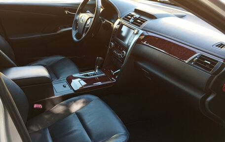 Toyota Camry, 2012 год, 1 890 000 рублей, 16 фотография