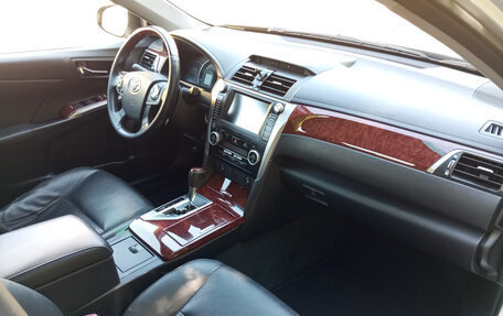 Toyota Camry, 2012 год, 1 890 000 рублей, 17 фотография