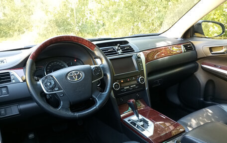 Toyota Camry, 2012 год, 1 890 000 рублей, 11 фотография