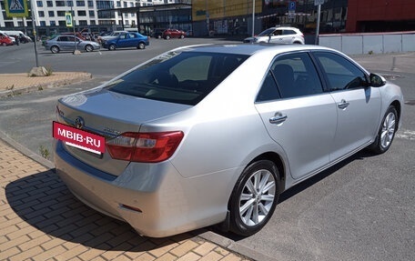 Toyota Camry, 2012 год, 1 890 000 рублей, 6 фотография