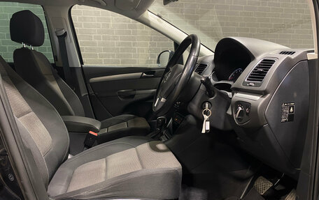 Volkswagen Sharan II, 2012 год, 1 445 000 рублей, 10 фотография
