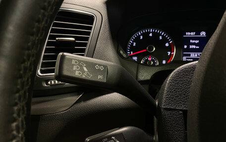 Volkswagen Sharan II, 2012 год, 1 445 000 рублей, 18 фотография