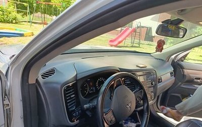 Mitsubishi Outlander III рестайлинг 3, 2016 год, 1 600 000 рублей, 1 фотография