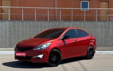 Hyundai Solaris II рестайлинг, 2016 год, 940 000 рублей, 1 фотография