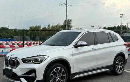 BMW X1, 2022 год, 2 300 000 рублей, 1 фотография