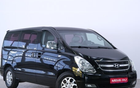 Hyundai Grand Starex Grand Starex I рестайлинг 2, 2011 год, 1 649 000 рублей, 1 фотография