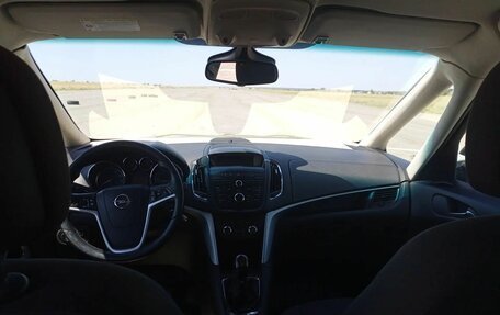 Opel Zafira C рестайлинг, 2013 год, 900 000 рублей, 8 фотография
