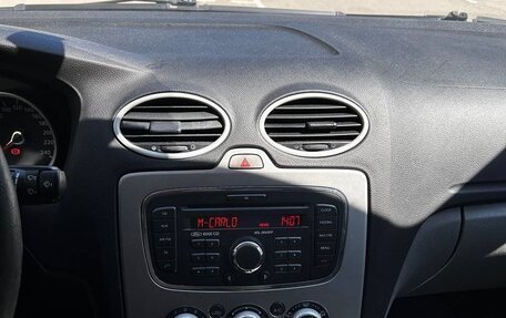 Ford Focus II рестайлинг, 2010 год, 750 000 рублей, 21 фотография