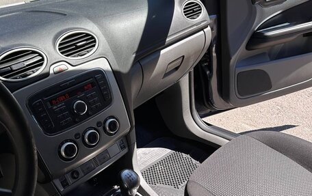 Ford Focus II рестайлинг, 2010 год, 750 000 рублей, 24 фотография