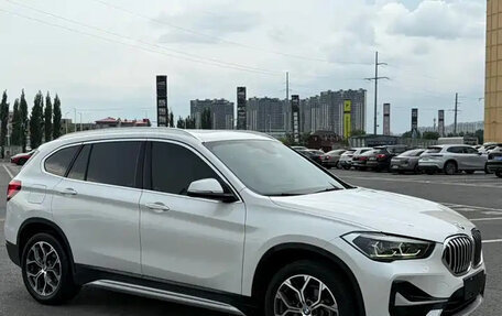 BMW X1, 2022 год, 2 300 000 рублей, 2 фотография