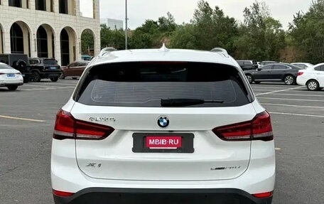 BMW X1, 2022 год, 2 300 000 рублей, 5 фотография