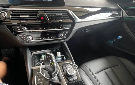 BMW 5 серия, 2020 год, 3 630 000 рублей, 6 фотография