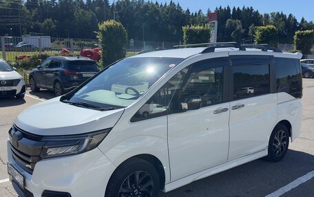 Honda Stepwgn IV, 2021 год, 3 300 000 рублей, 5 фотография