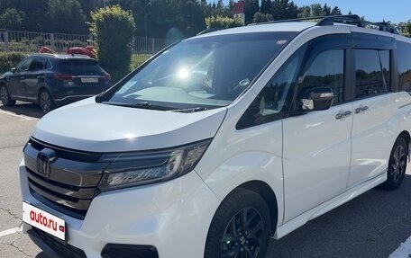 Honda Stepwgn IV, 2021 год, 3 300 000 рублей, 9 фотография