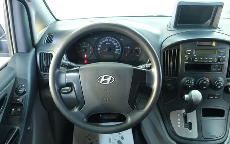 Hyundai Grand Starex Grand Starex I рестайлинг 2, 2011 год, 1 649 000 рублей, 12 фотография