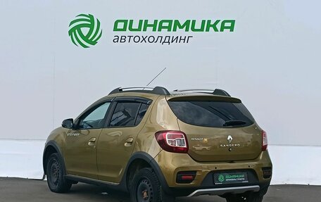 Renault Sandero II рестайлинг, 2015 год, 700 000 рублей, 7 фотография