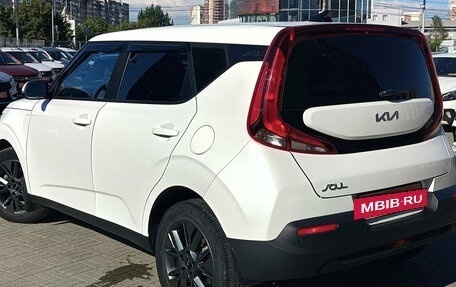 KIA Soul III, 2022 год, 1 800 000 рублей, 5 фотография