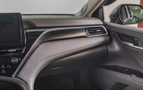 Toyota Camry, 2023 год, 3 699 000 рублей, 11 фотография