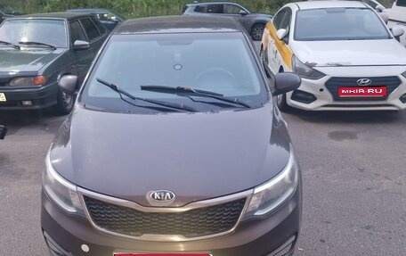 KIA Rio III рестайлинг, 2015 год, 350 000 рублей, 1 фотография