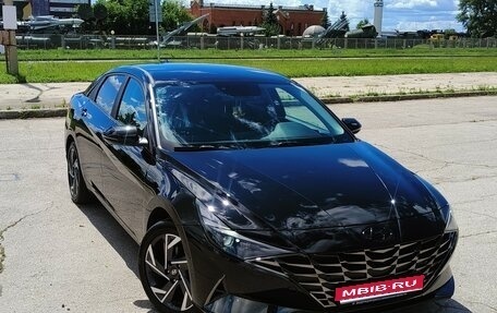 Hyundai Elantra, 2021 год, 1 750 000 рублей, 1 фотография