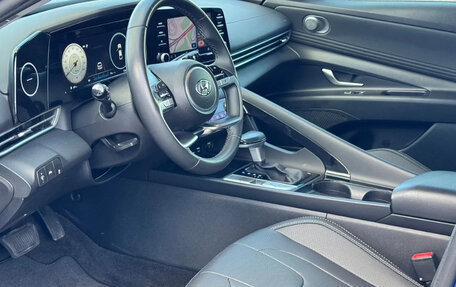Hyundai Elantra, 2021 год, 2 000 000 рублей, 5 фотография
