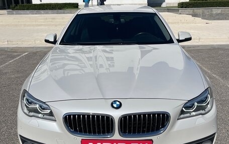 BMW 5 серия, 2016 год, 2 700 000 рублей, 2 фотография
