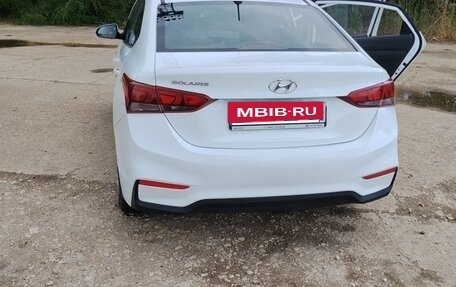 Hyundai Solaris II рестайлинг, 2018 год, 1 200 000 рублей, 2 фотография