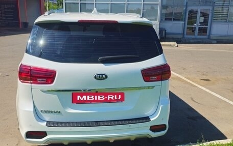 KIA Carnival III, 2020 год, 3 150 000 рублей, 3 фотография