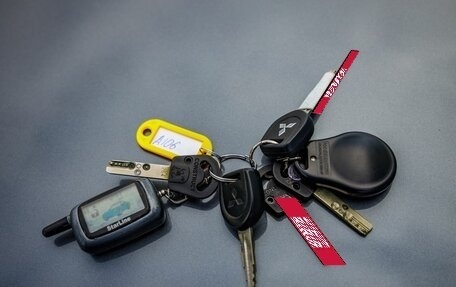 Mitsubishi Outlander III рестайлинг 3, 2006 год, 948 000 рублей, 34 фотография