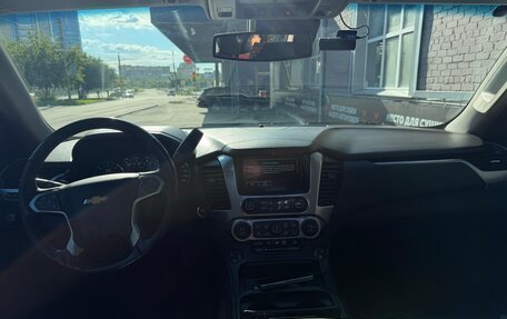 Chevrolet Tahoe IV, 2017 год, 3 800 000 рублей, 2 фотография