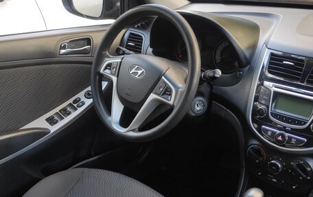 Hyundai Solaris II рестайлинг, 2011 год, 639 000 рублей, 7 фотография