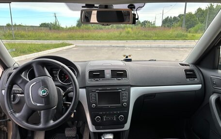 Skoda Yeti I рестайлинг, 2012 год, 800 000 рублей, 7 фотография