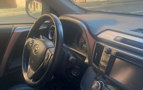 Toyota RAV4, 2013 год, 1 900 000 рублей, 4 фотография