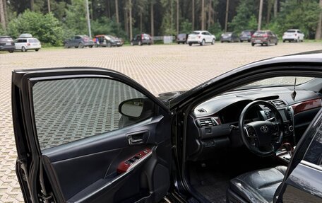 Toyota Camry, 2012 год, 1 390 000 рублей, 10 фотография
