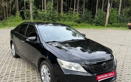 Toyota Camry, 2012 год, 1 390 000 рублей, 3 фотография