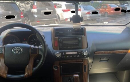 Toyota Land Cruiser Prado 150 рестайлинг 2, 2011 год, 2 300 000 рублей, 4 фотография