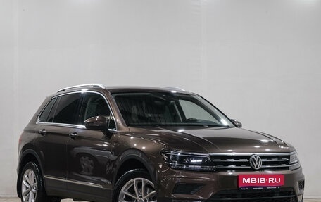 Volkswagen Tiguan II, 2019 год, 3 249 000 рублей, 1 фотография