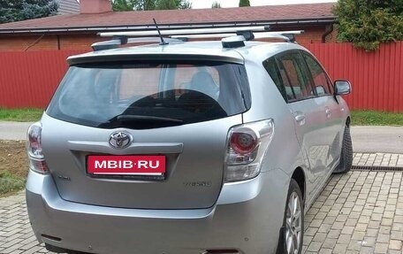 Toyota Verso I, 2010 год, 1 000 000 рублей, 8 фотография