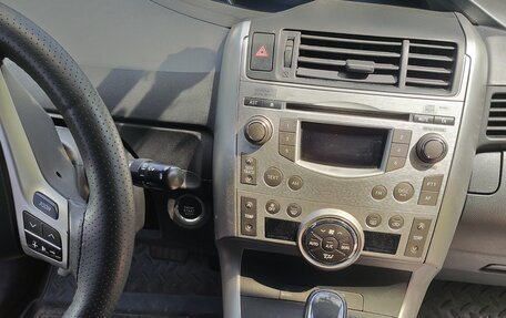 Toyota Verso I, 2010 год, 1 000 000 рублей, 16 фотография