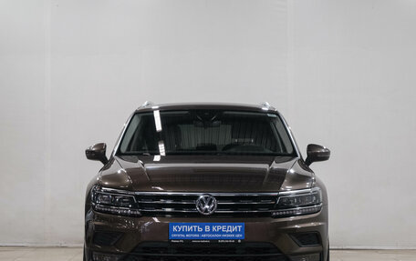 Volkswagen Tiguan II, 2019 год, 3 249 000 рублей, 2 фотография