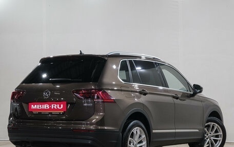 Volkswagen Tiguan II, 2019 год, 3 249 000 рублей, 7 фотография