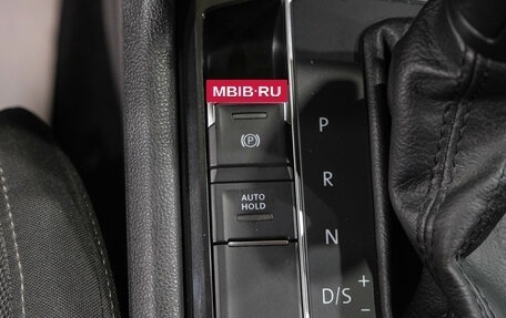 Volkswagen Tiguan II, 2019 год, 3 249 000 рублей, 29 фотография