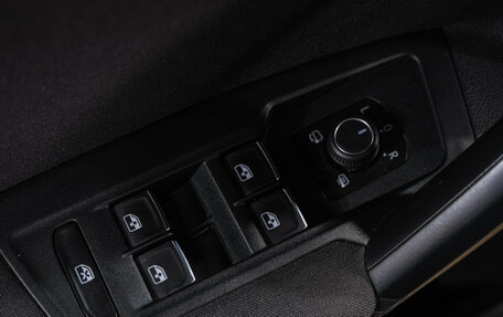 Volkswagen Tiguan II, 2019 год, 3 249 000 рублей, 33 фотография
