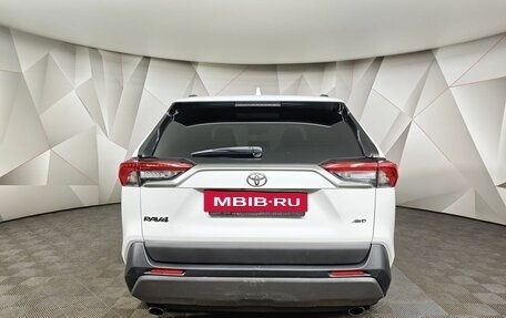 Toyota RAV4, 2022 год, 3 389 000 рублей, 8 фотография