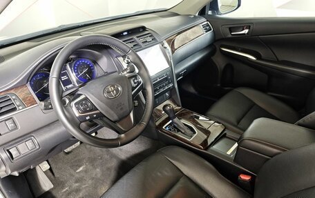Toyota Camry, 2018 год, 2 295 000 рублей, 19 фотография