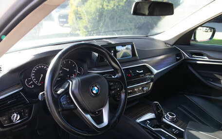 BMW 5 серия, 2017 год, 2 897 000 рублей, 11 фотография