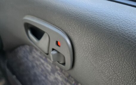 Suzuki Swift II, 2002 год, 77 000 рублей, 9 фотография