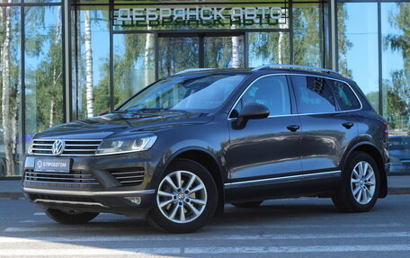 Volkswagen Touareg III, 2017 год, 3 695 000 рублей, 1 фотография