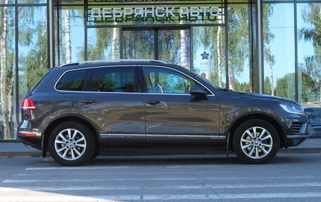 Volkswagen Touareg III, 2017 год, 3 695 000 рублей, 4 фотография