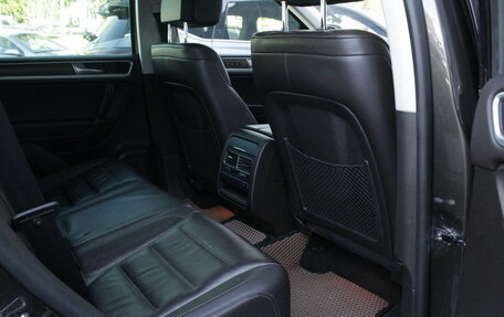 Volkswagen Touareg III, 2017 год, 3 695 000 рублей, 9 фотография